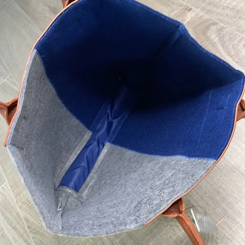 NWT SONDRA ROBERTS SQUARED Blue Gray Wool Tote